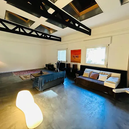 Latelier Du Centre Cathedrale Reims